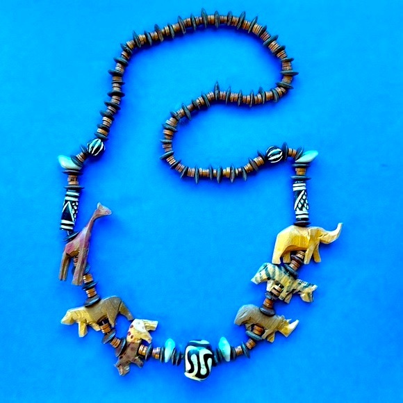 African Tribal Wooden Fetish Necklace Hand Carved Safari Animals - Picture 6 of 6